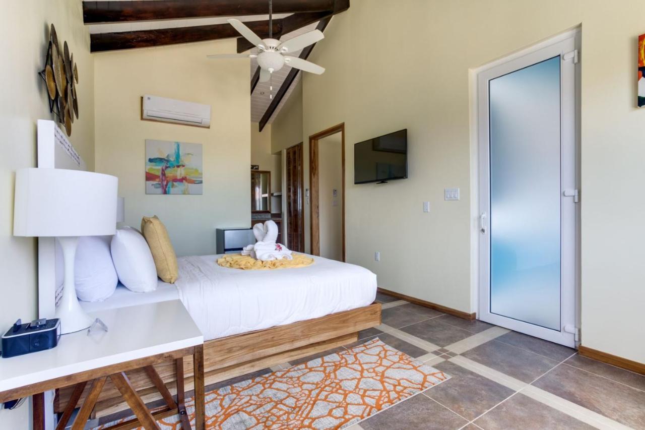 Brisa Oceano Resort Placencia Extérieur photo