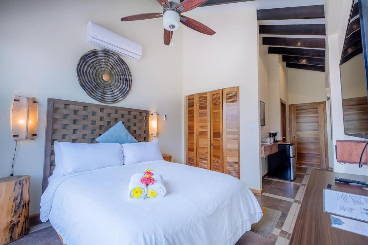 Brisa Oceano Resort Placencia Extérieur photo
